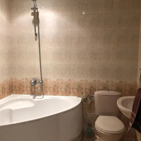 منزل للإقامة House Alex