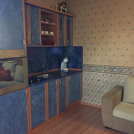 House Alex منزل للإقامة *